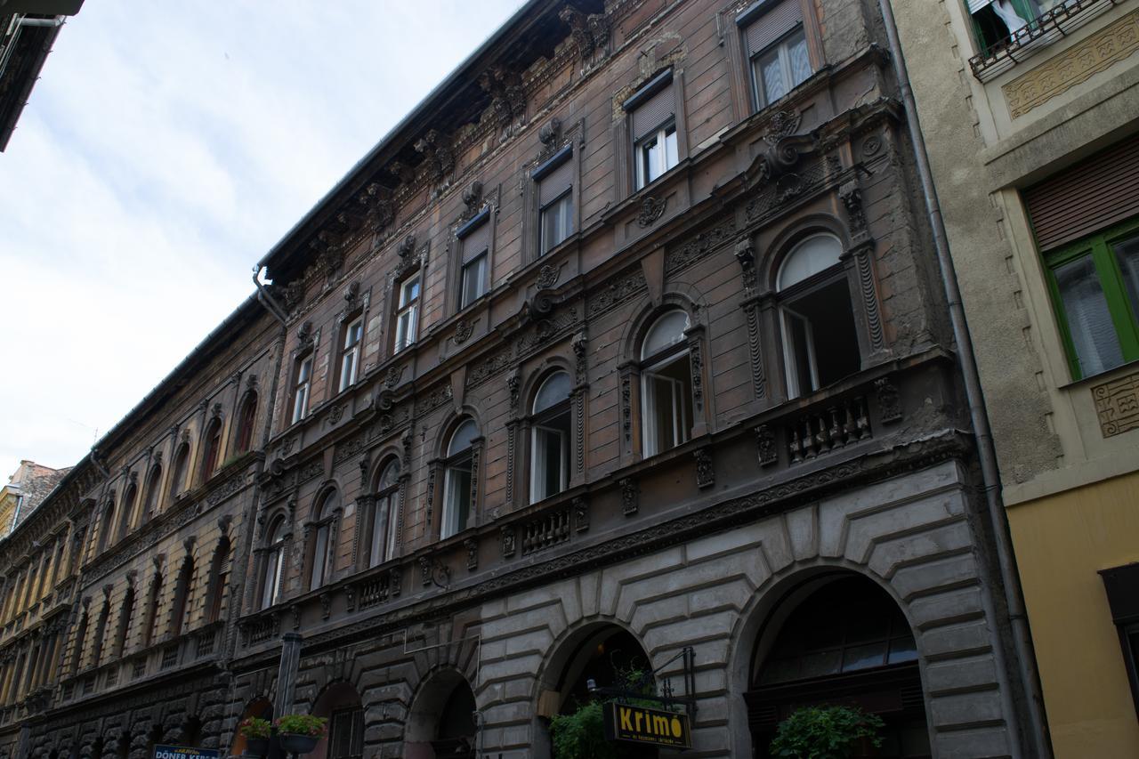 Kazinczy At Szimpla Apartment Budapest Eksteriør billede